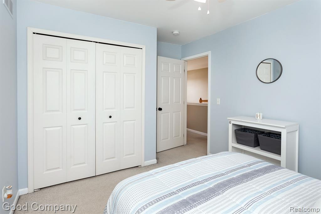 883 VANDERPOOL Drive, Troy, MI 48083 — Photo 33