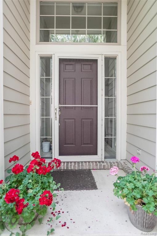16822 Lochmoor Circle W, Northville, MI 48168 — Photo 4