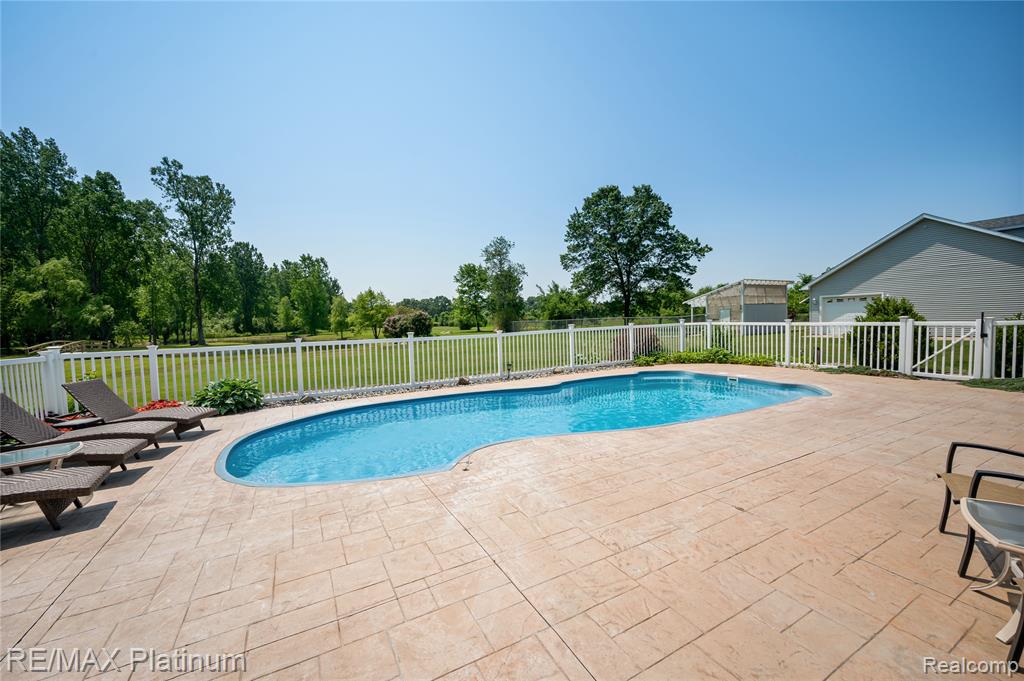 8922 McClements Road, Brighton, MI 48114 — Photo 13