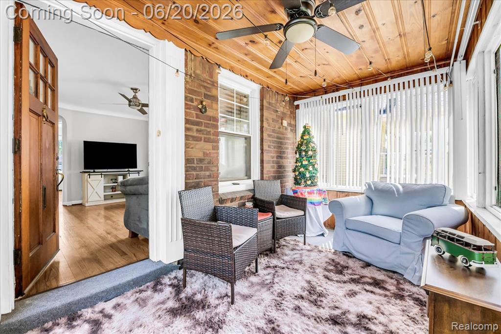 1009 Harvard Road, Berkley, MI 48072 — Photo 28