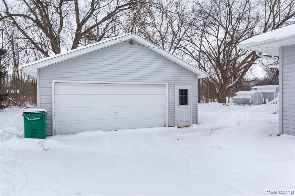 20500 Armada Ridge Road, Armada, MI — Photo 37
