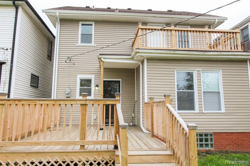 2170 MONTCLAIR Street, Detroit, MI 48214 — Photo 5