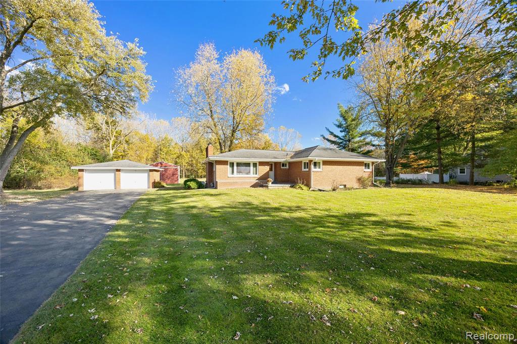 6135 Whittaker Road, Ypsilanti, MI 48197 — Photo 2