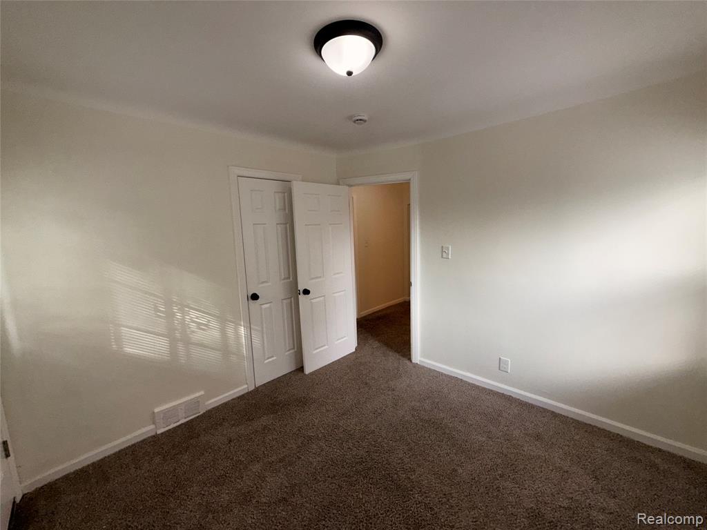 19721 Spencer Street, Detroit, MI 48234 — Photo 22