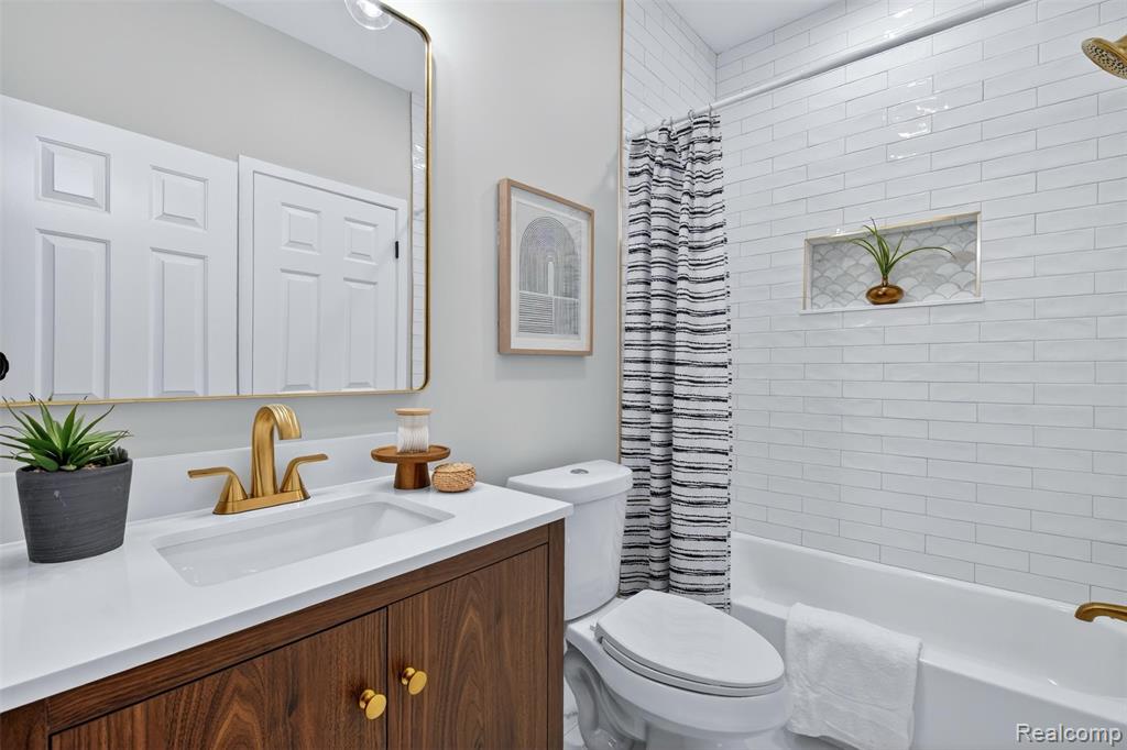 41785 Independence Drive, Novi, MI 48377 — Photo 22