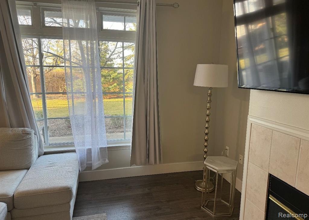 5733 TWIN OAKS Drive, Sterling Heights, MI 48314 — Photo 7