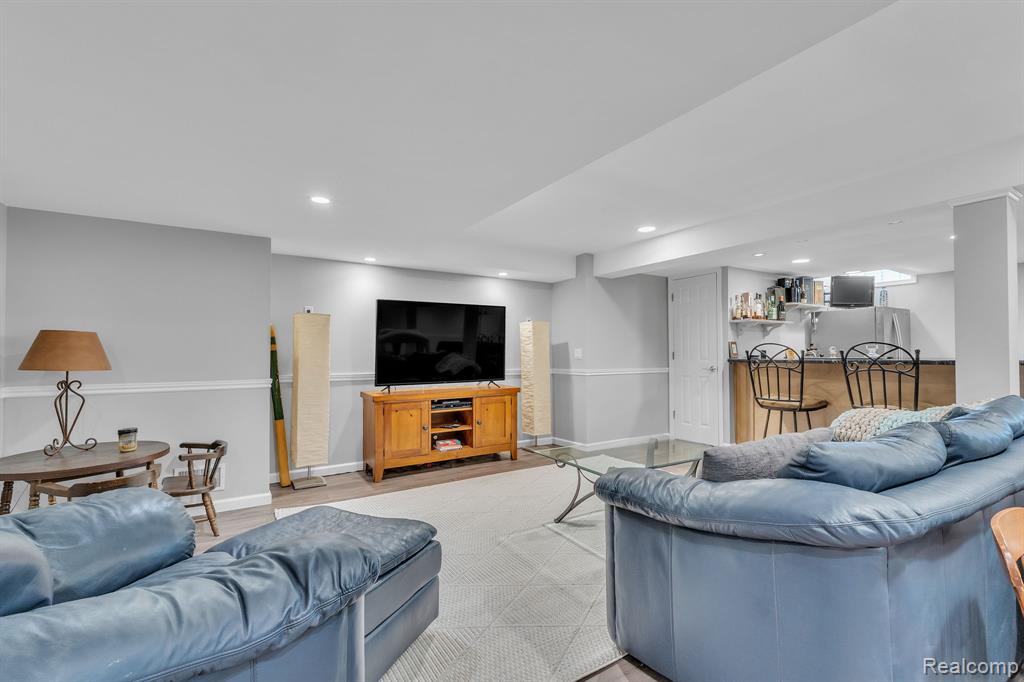 48123 Covington Court, Canton, MI, 48187