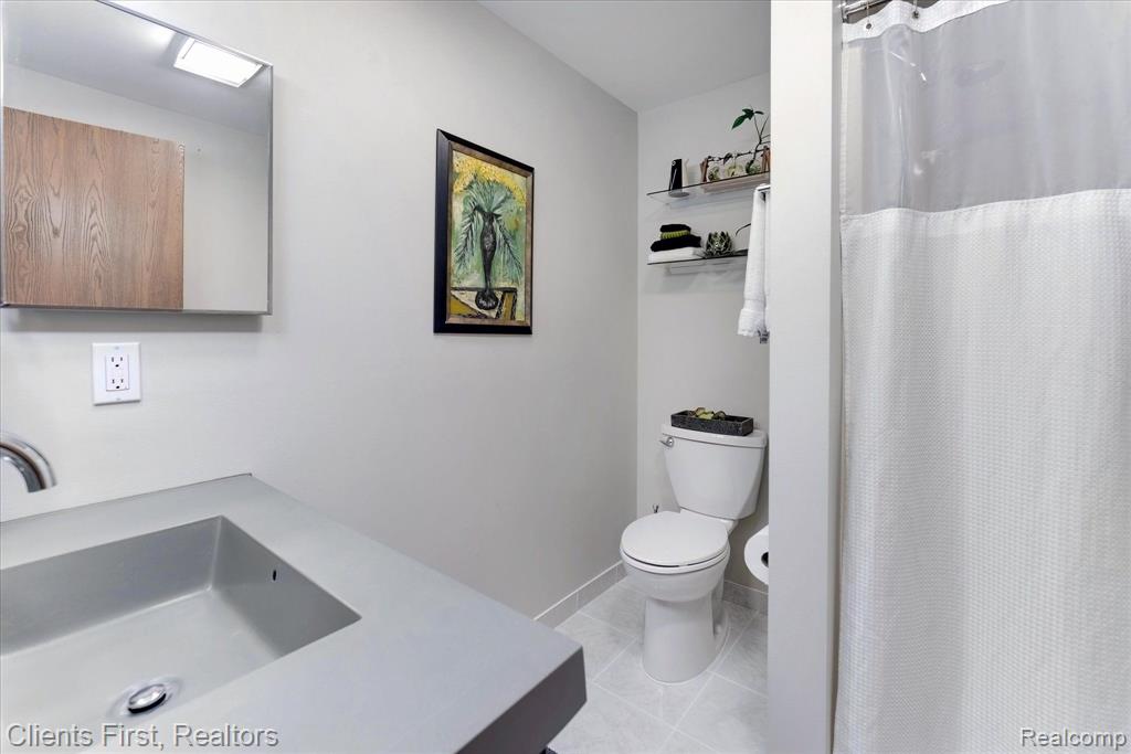 955 WOODLANE Drive, 12, Rochester Hills, MI 48307 — Photo 27