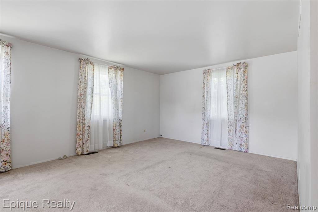 4856 Danbury Drive, Troy, MI 48085 — Photo 19