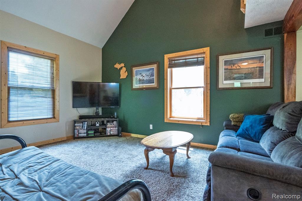 475 Dailey Court, Fowlerville, MI 48836 — Photo 7