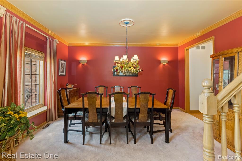 43581 NAVES Court, Clinton Twp, MI 48038 — Photo 11