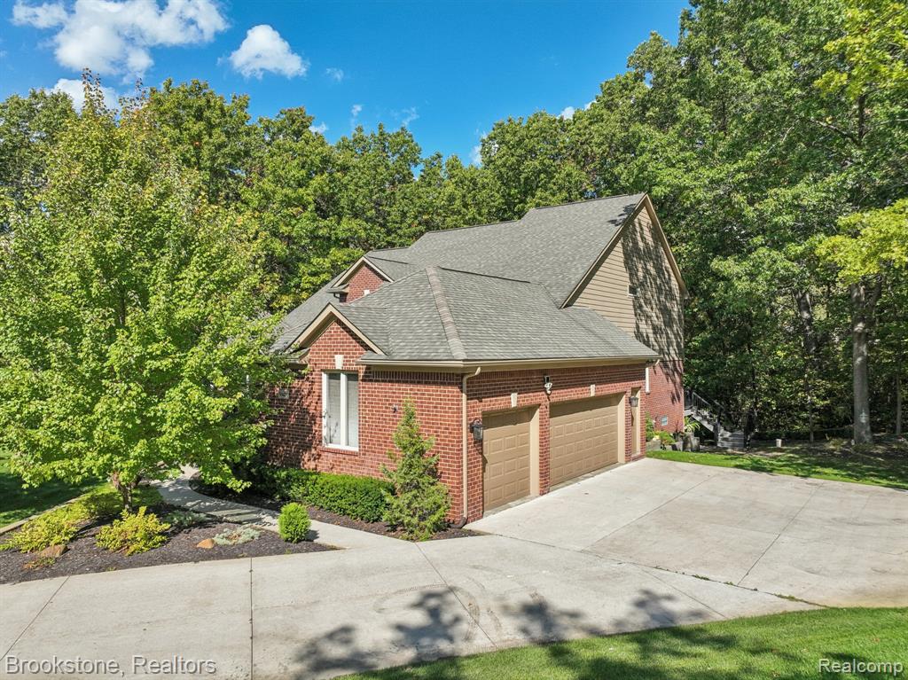 5947 Blackberry Lane, Clarkston, MI 48348 — Photo 67