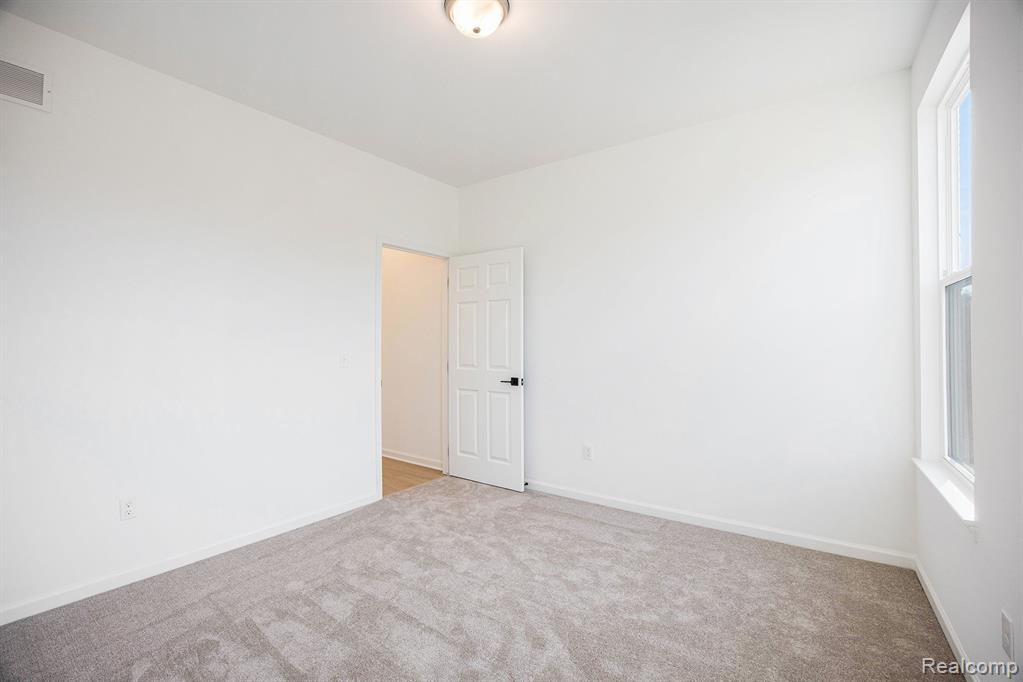 71721 Hidden River Drive, Armada, MI — Photo 24