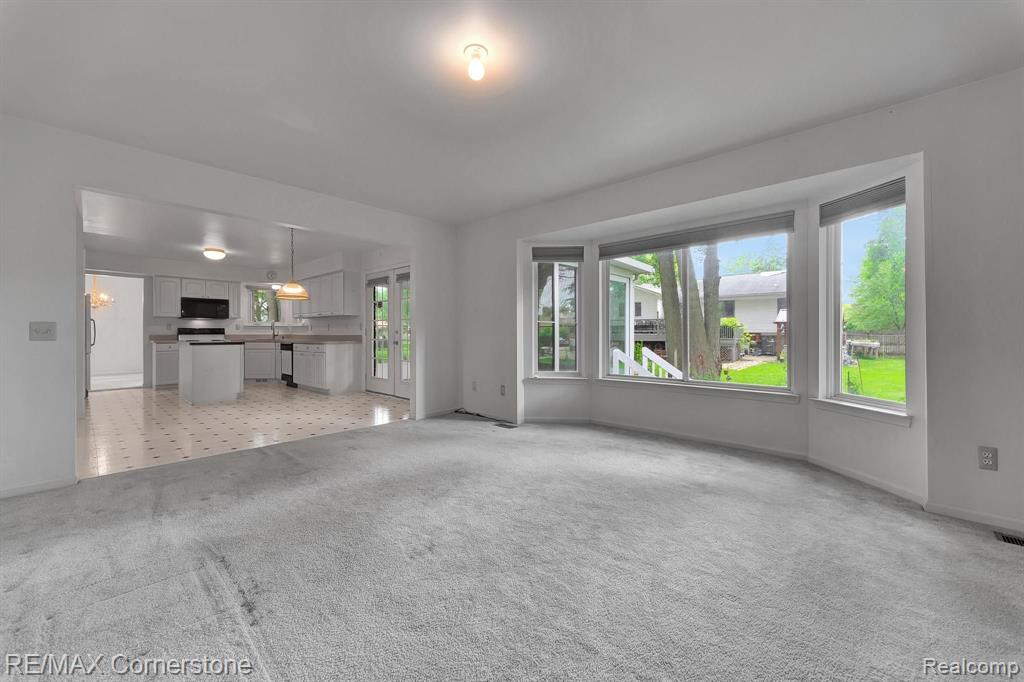 41899 CONNERWOOD Court, Canton, MI 48187 — Photo 19