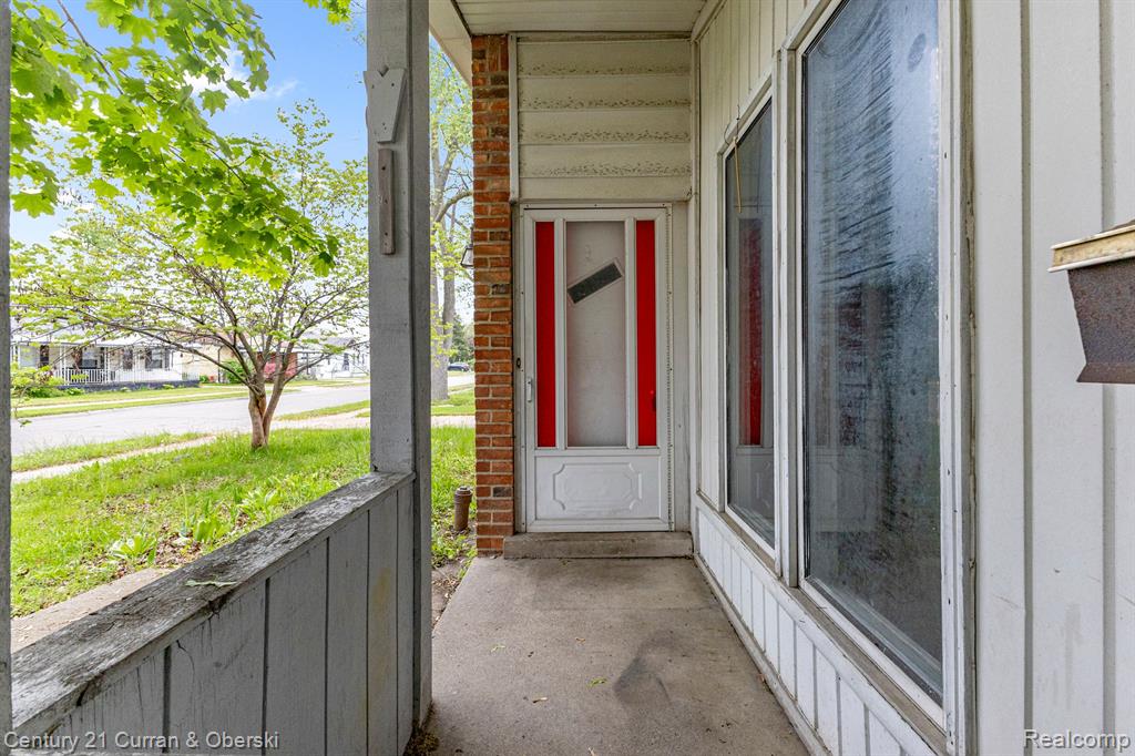 80 E MAHAN Avenue, Hazel Park, MI 48030 — Photo 31