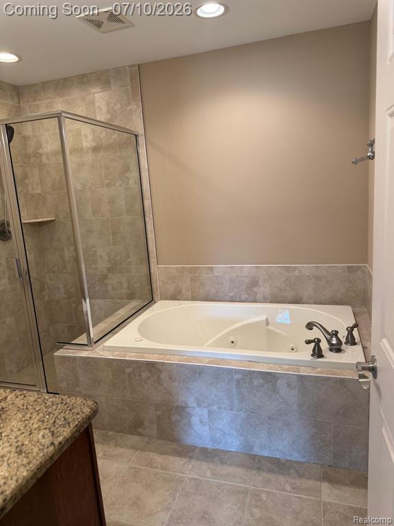 49329 Village Pointe Drive, Utica, MI 48315 — Photo 11