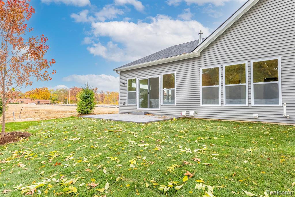 702 Ander Lane, 87, White Lake, MI — Photo 27