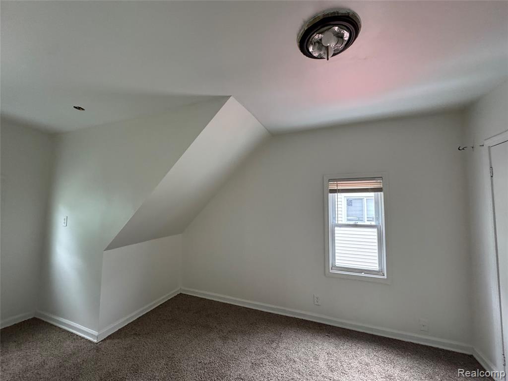 5728 Highview Street, Dearborn Heights, MI 48127 — Photo 11
