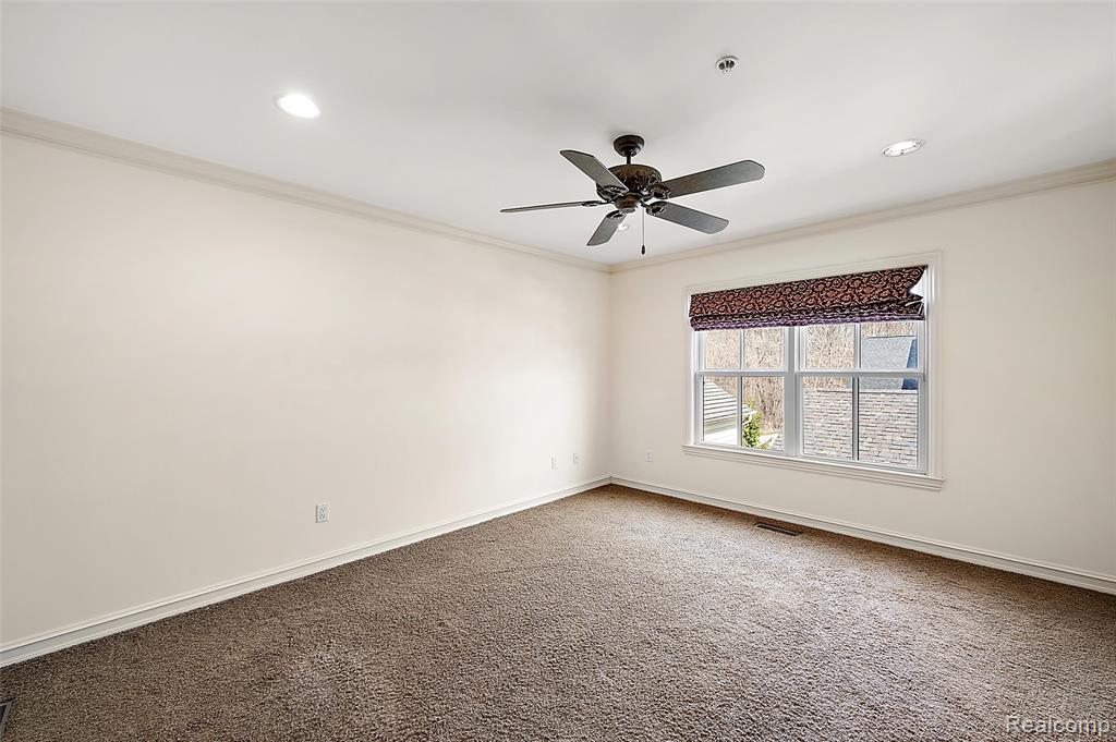 3875 Andover Avenue, Auburn Hills, MI 48326 — Photo 19