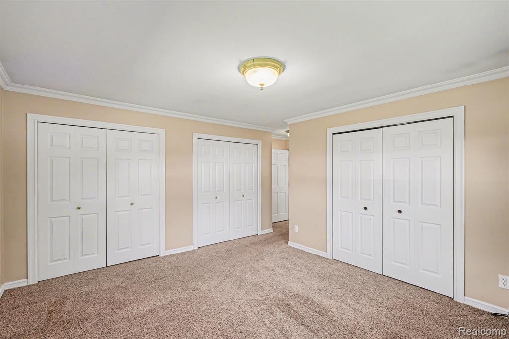 2596 N Williams Lake Road, Waterford, MI 48327 — Photo 12