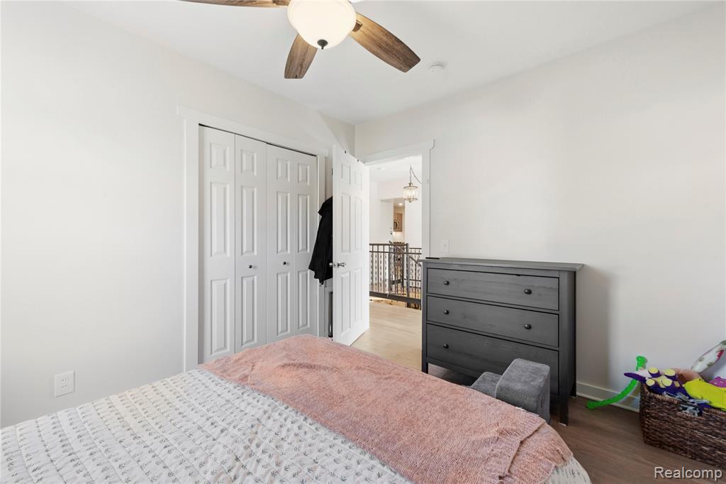 3575 Knollview Avenue, West Bloomfield, MI 48324 — Photo 11