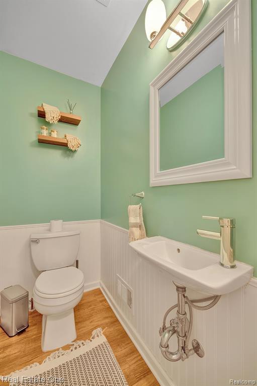 861 Seymour Lake Road, Oxford, MI 48371 — Photo 17
