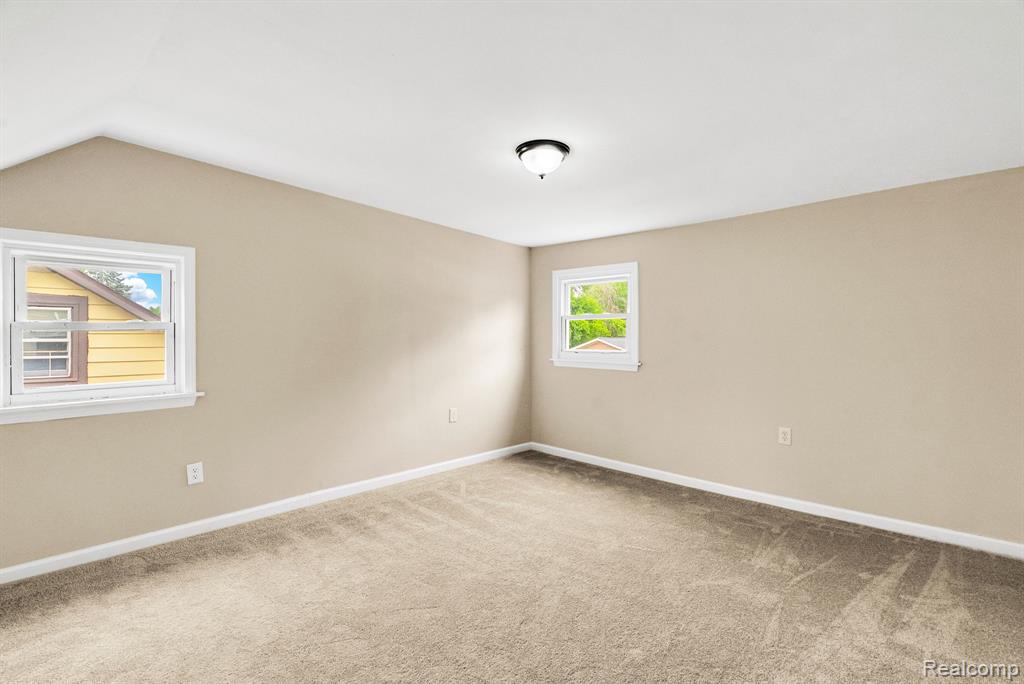 8716 Jewett Avenue, Warren, MI 48089 — Photo 27