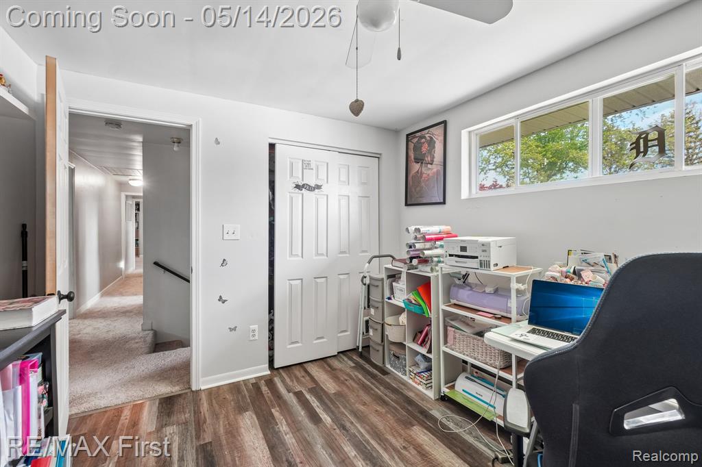 23041 Springbrook Drive, Farmington, MI 48336 — Photo 20