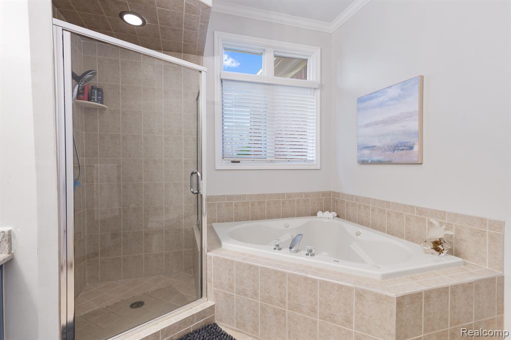 56543 BIRKDALE Drive, Macomb, MI 48042 — Photo 14