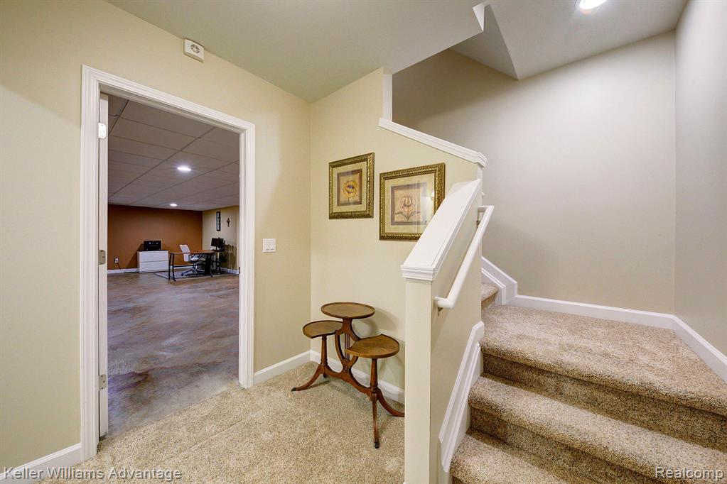 49074 RAINBOW Lane N, Northville, MI 48168 — Photo 27