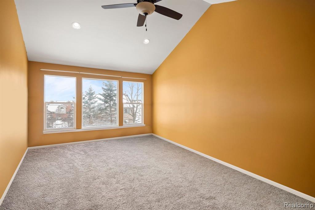 7850 TIMBERLANE Trail, West Bloomfield, MI 48323 — Photo 16