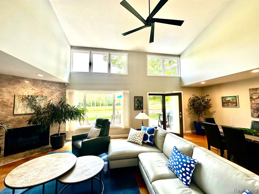 4674 Cottonwood Drive, Ann Arbor, MI 48108 — Photo 10