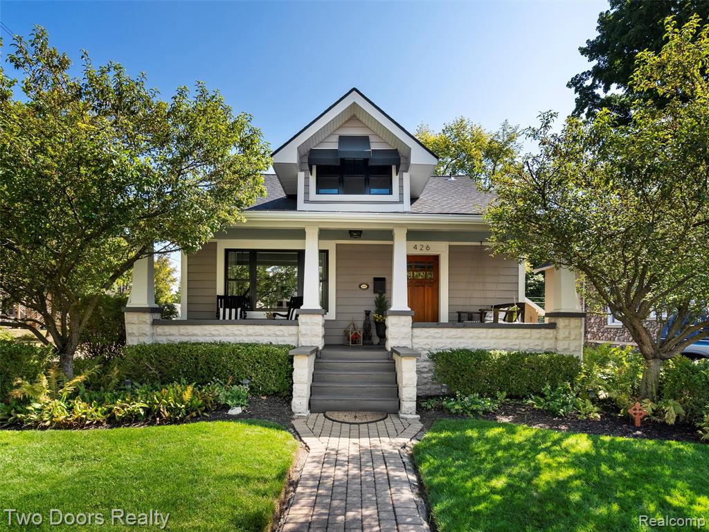 426 N Castell Avenue, Rochester, MI 48307 — Photo 2