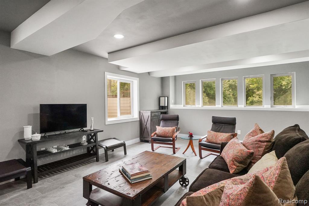 4903 PARK MANOR Drive, Troy, MI 48098 — Photo 53