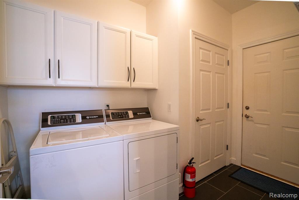 5653 Trail Side Lane, 9, Whitmore Lake, MI 48189 — Photo 15