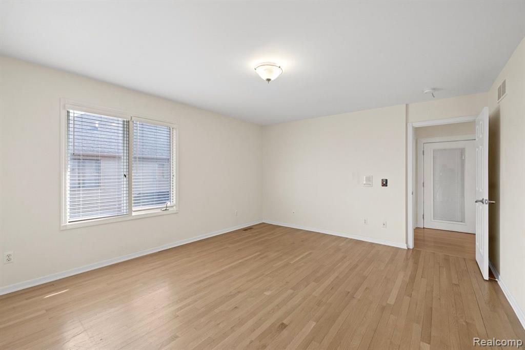 57474 STONEBRIAR Drive, Washington, MI — Photo 30