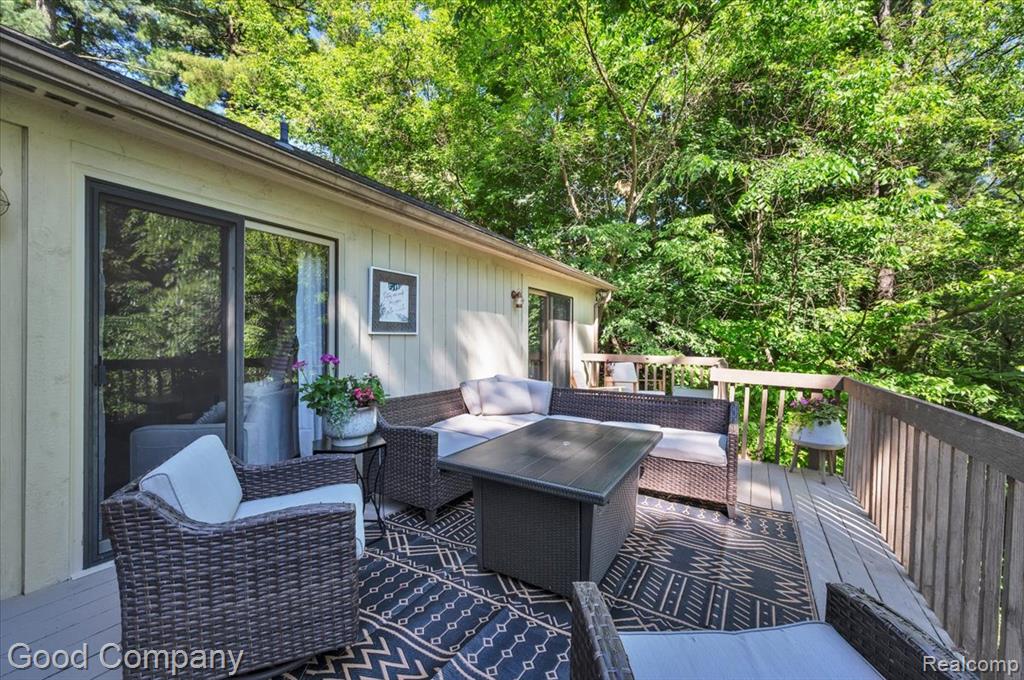 5504 Starwood Drive, Commerce Twp, MI 48382 — Photo 37