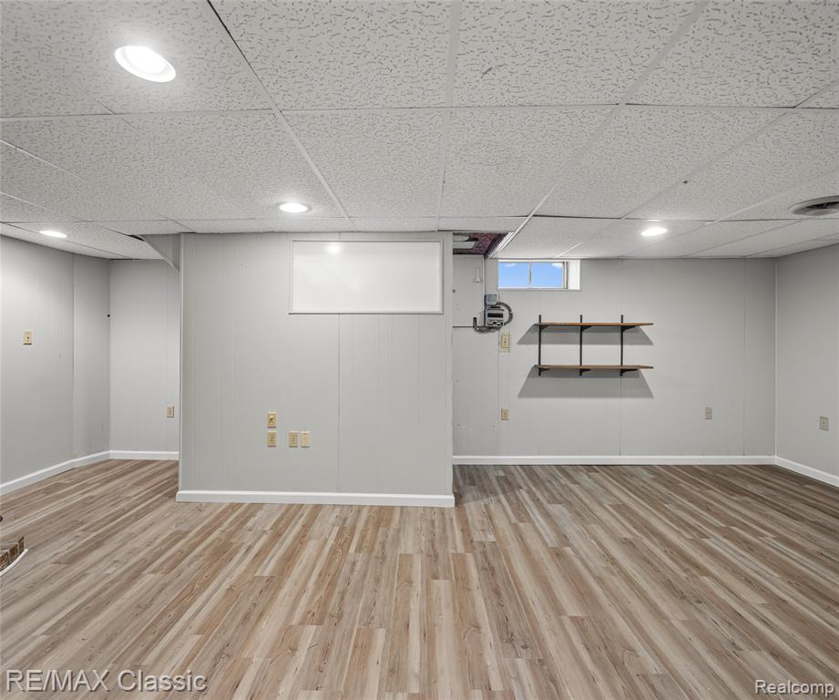 9951 Berwyn, Redford, MI 48239 — Photo 33