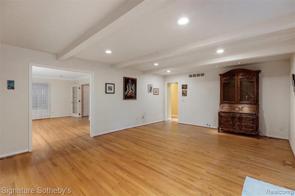 5160 Greenbriar Drive, West Bloomfield, MI 48323 — Photo 9