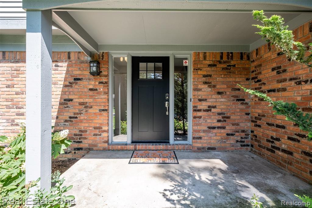 4079 Cumberland Court, Commerce Twp, MI 48390 — Photo 5