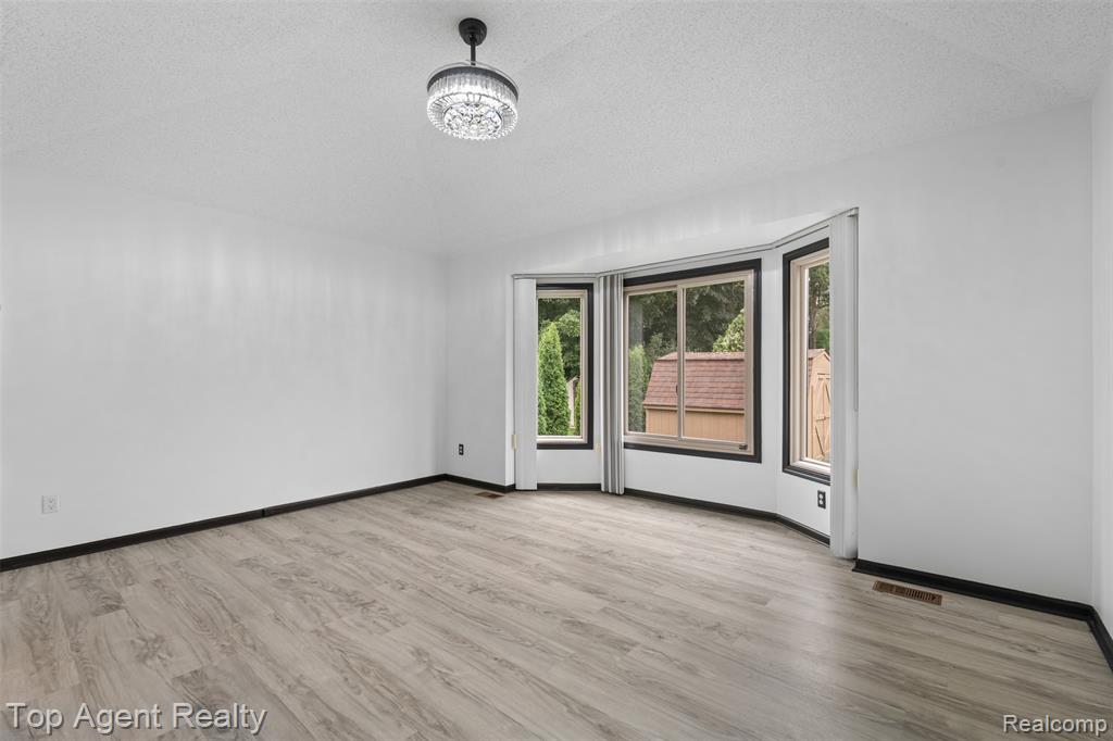 40363 Denbigh Drive, Sterling Heights, MI 48310 — Photo 13