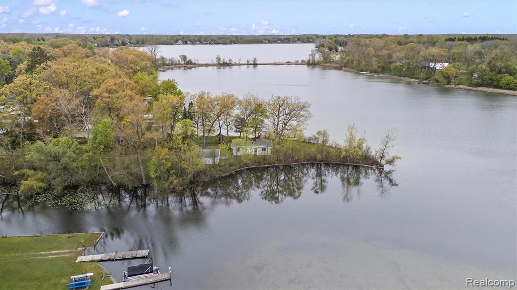 3332 Horrell Court, Fenton, MI 48430 — Photo 22