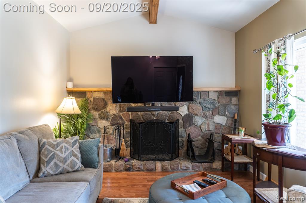 9254 Semindale, Clarkston, MI — Photo 3
