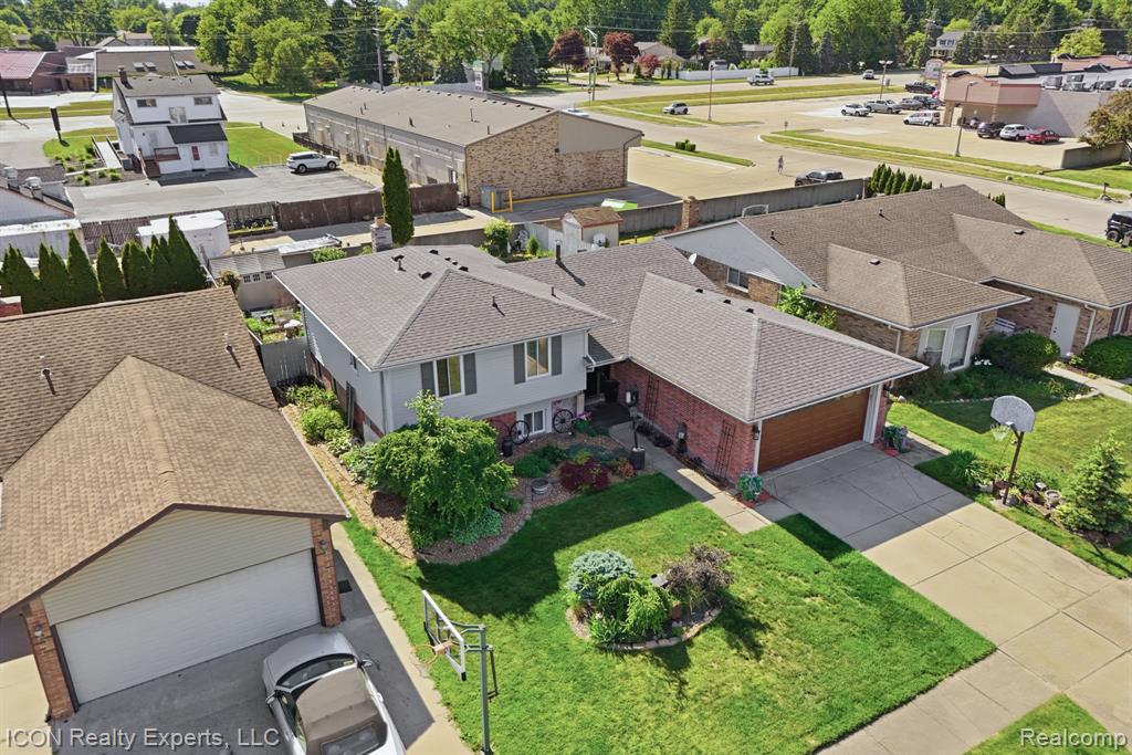40567 Santoni Drive, Clinton Twp, MI 48038 — Photo 4
