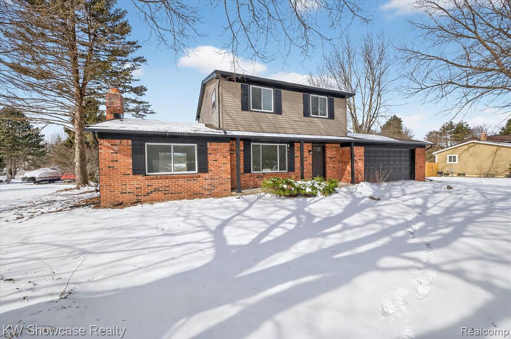3351 Harvey Lake Road, Highland, MI 48356 — Photo 2