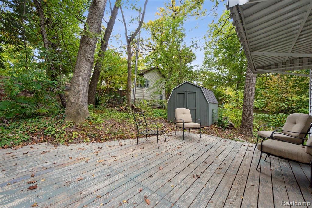 5630 Glen Echo Drive, Howell, MI 48843 — Photo 18