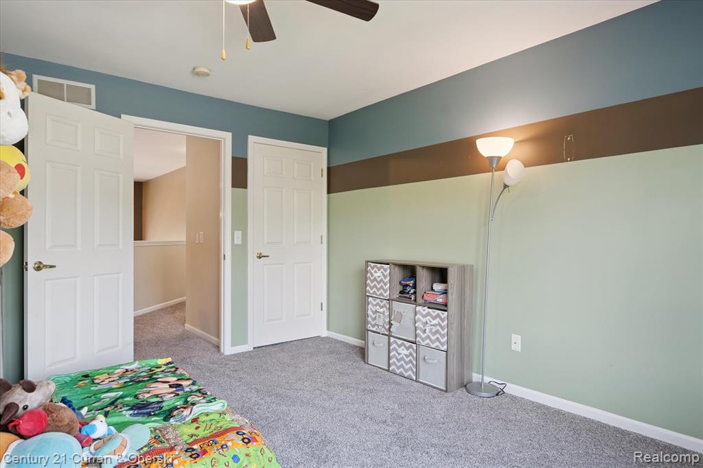 4025 Forest Edge Drive, Commerce Twp, MI 48382 — Photo 27