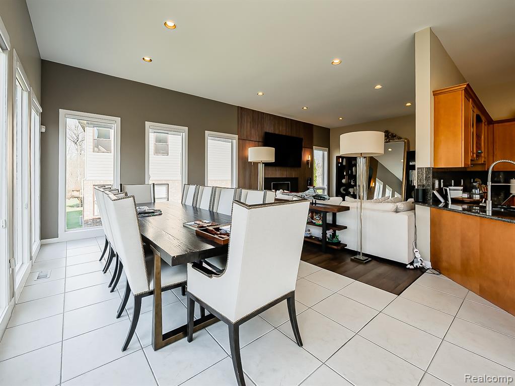 6310 Branford Drive, West Bloomfield, MI — Photo 23