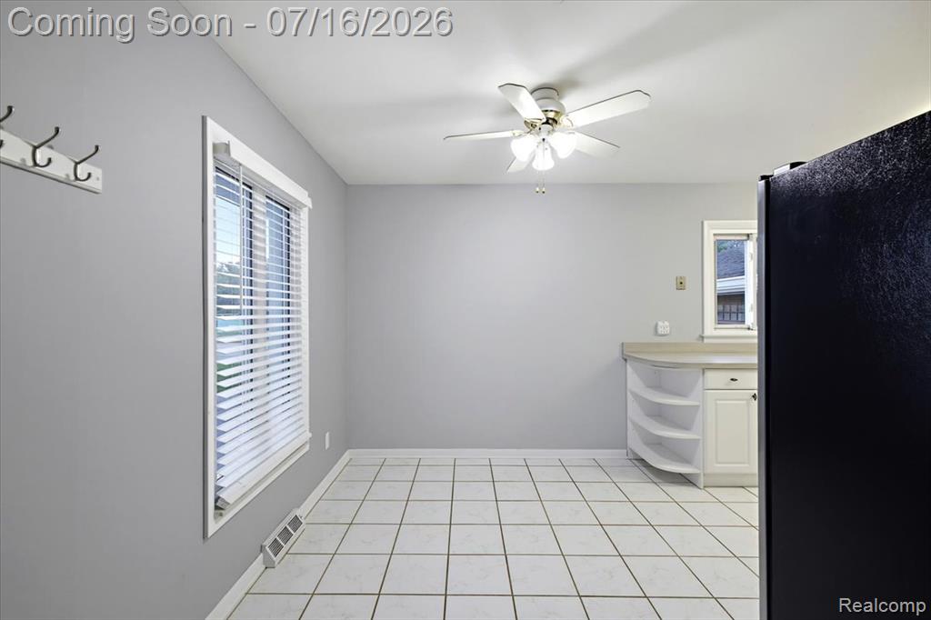 986 Gill Street, Oxford, MI 48371 — Photo 11