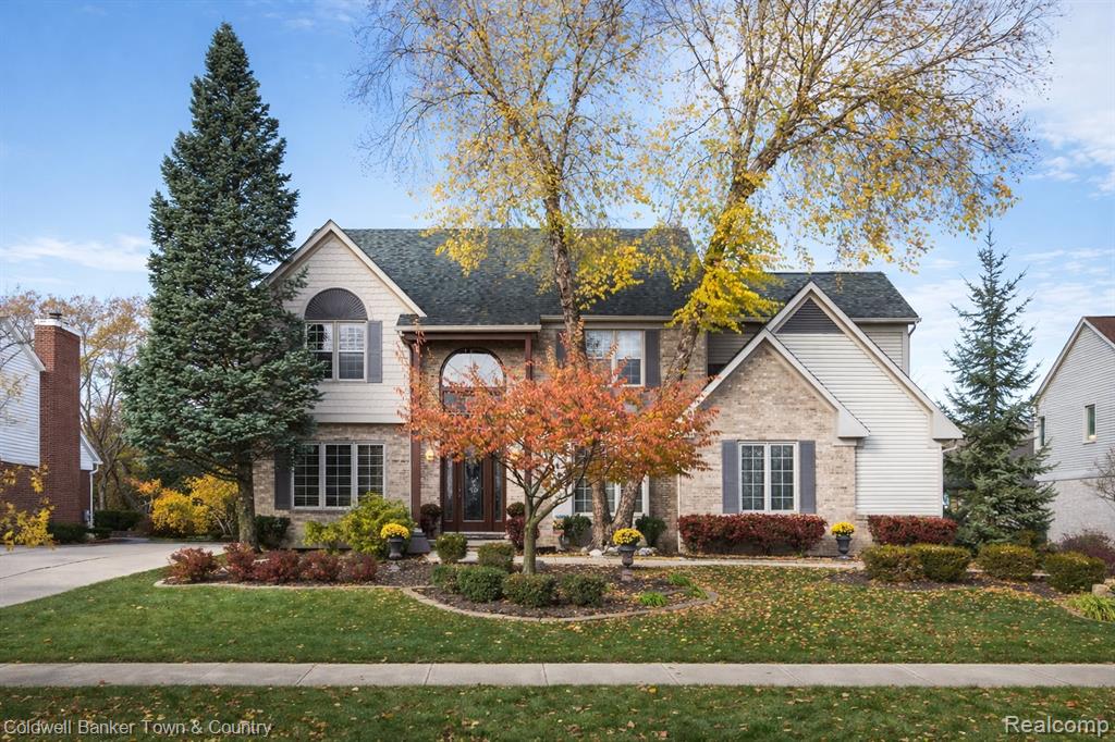 47740 Royal Pointe Drive, Canton, MI 48187 — front exterior